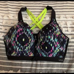 Women’s sports bra
